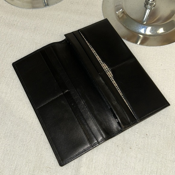 Authentic BURBERRY of London bifold long wallet - Picture 5 of 9